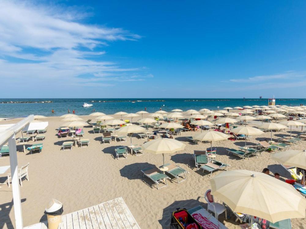 Hotel Marina Beach - Azzurro Club Ravenna Kültér fotó