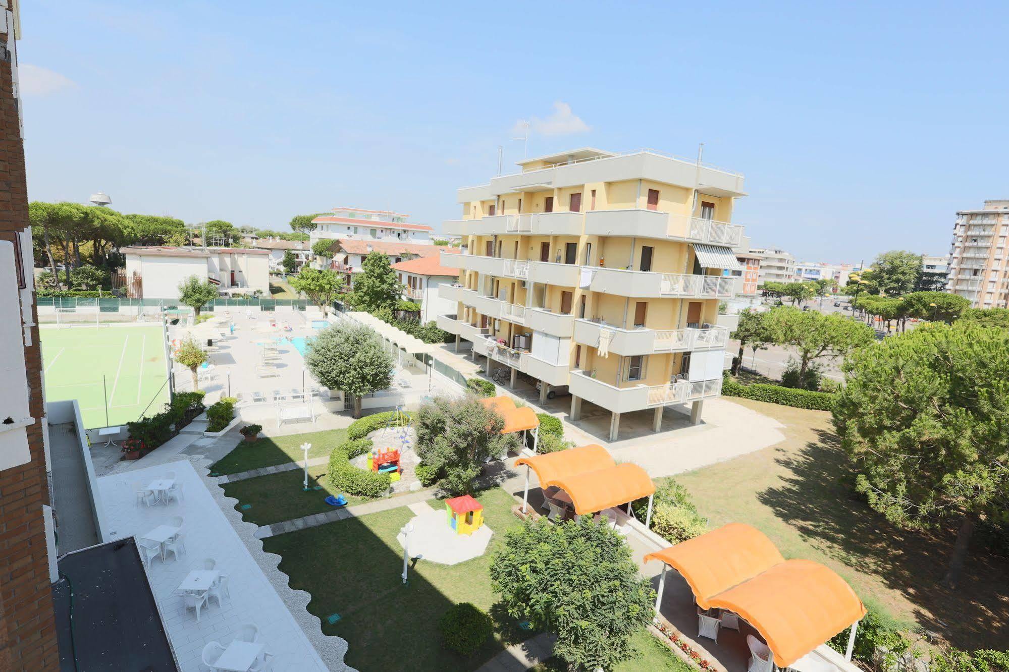 Hotel Marina Beach - Azzurro Club Ravenna Kültér fotó